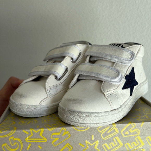 Toddler Golden Goose Velcro Sneakers - Picture 12 of 13